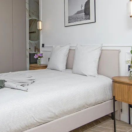 Deluxe - Monaco - Vue شقة بوزولي